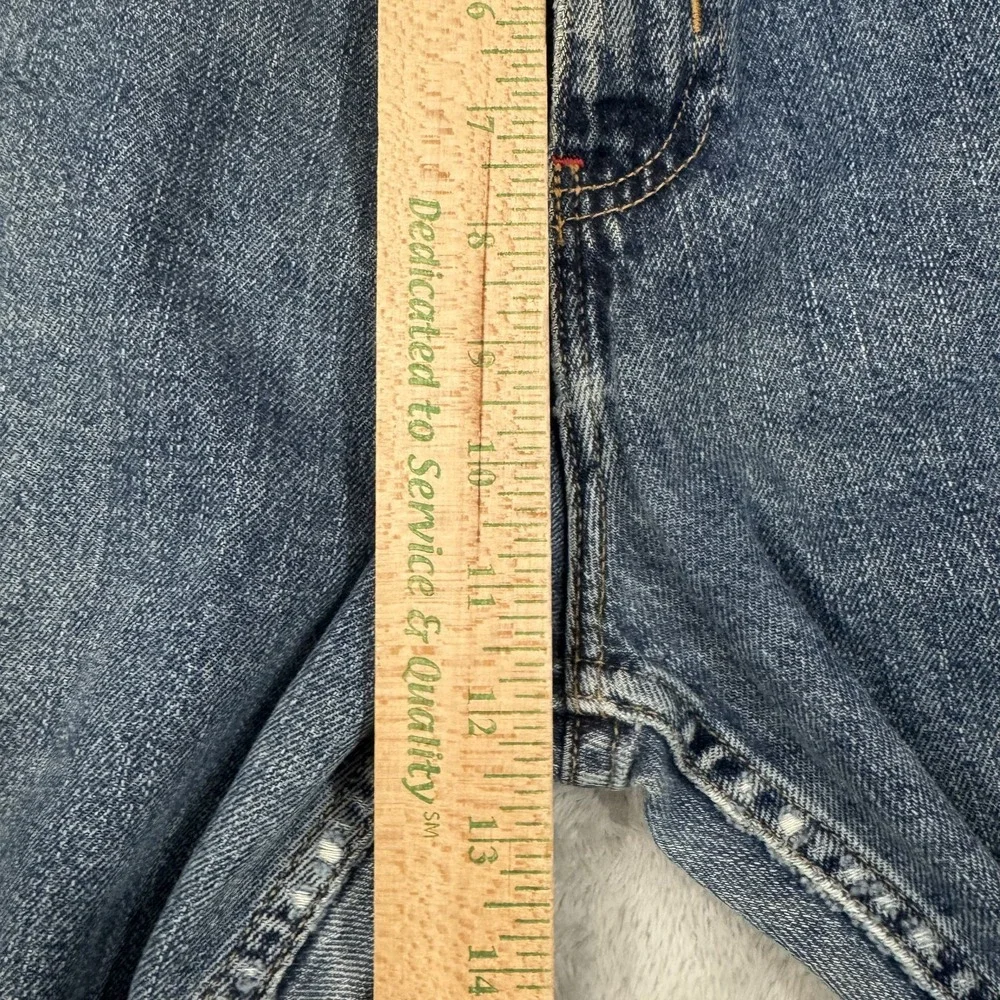 Levis very slight